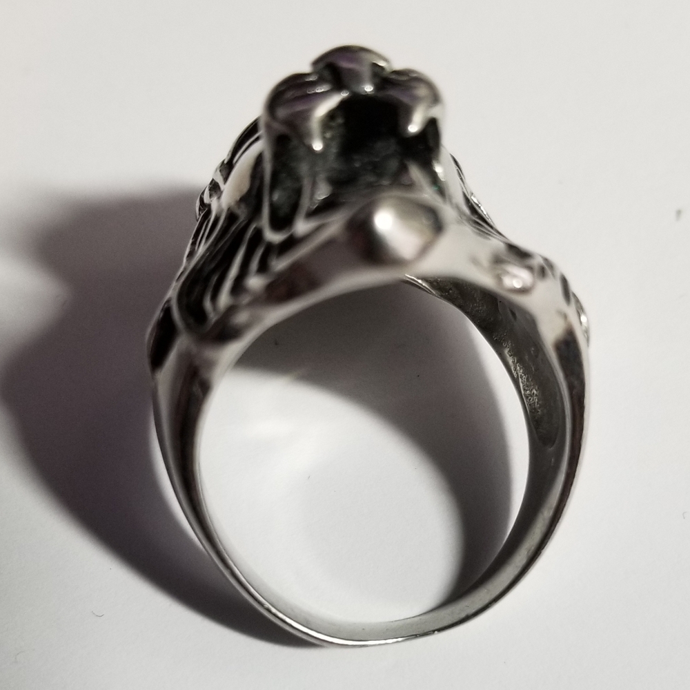 Relisted -lion ring red rhinestone eyes dark silvertone size 11.75   11 3/4 - Picture 2 of 14